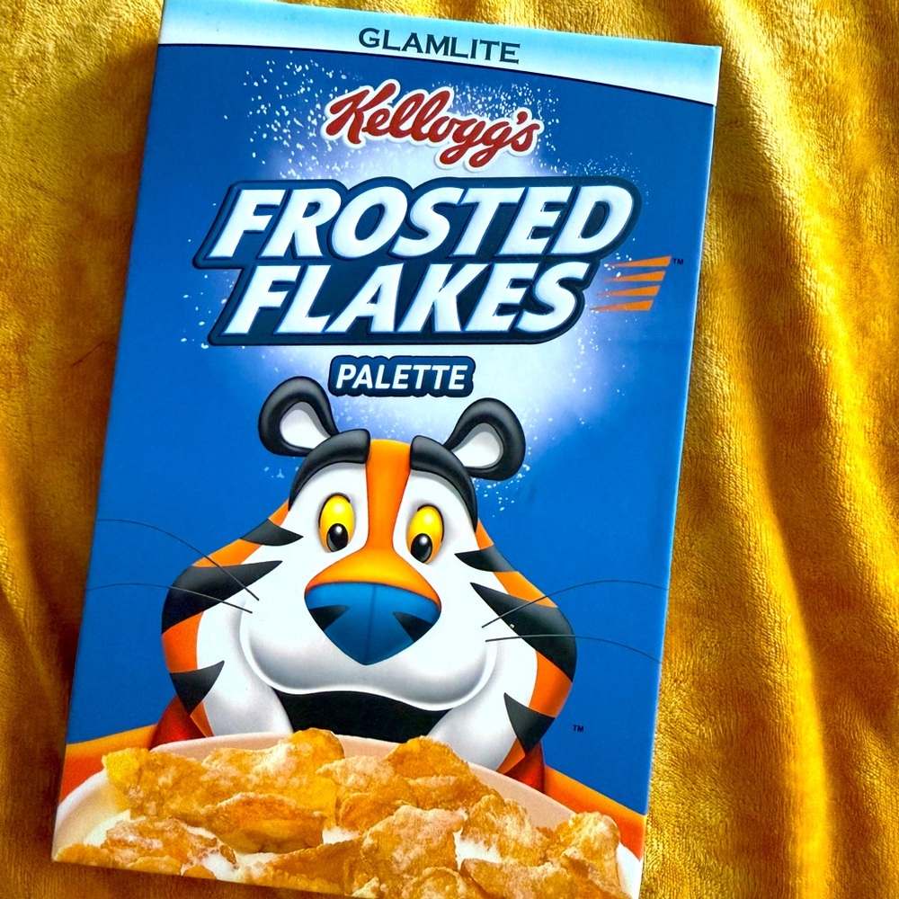 Brand New/Never Used GlamLite Frosted Flakes Eyeshadow Palette